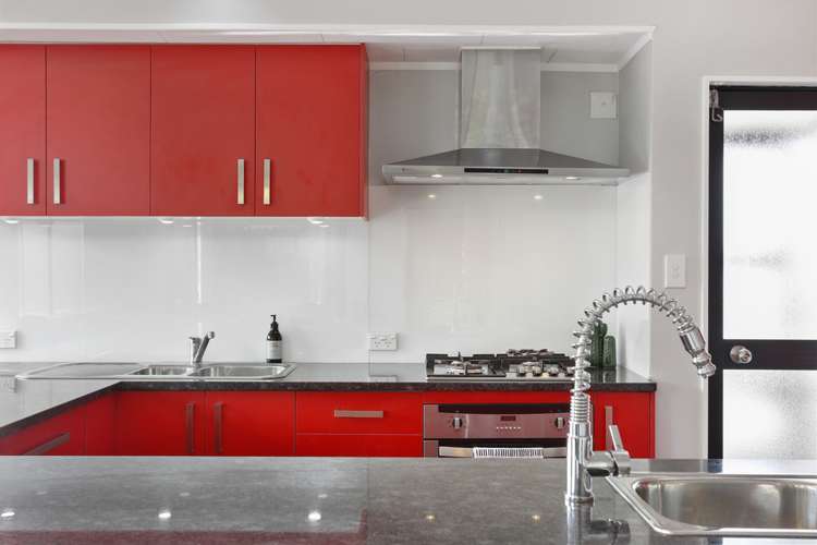 225 Glengarry Road Glen Eden_5