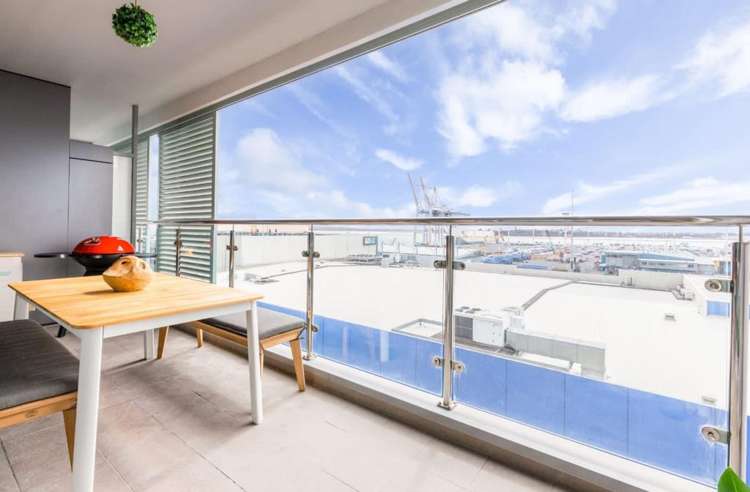 705/30 Beach Road Auckland Central_7