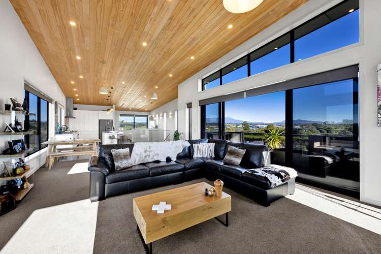 16a Links Drive Waiwhakaiho_8