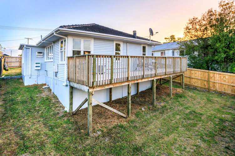46 Waipani Road Te Atatu Peninsula_14