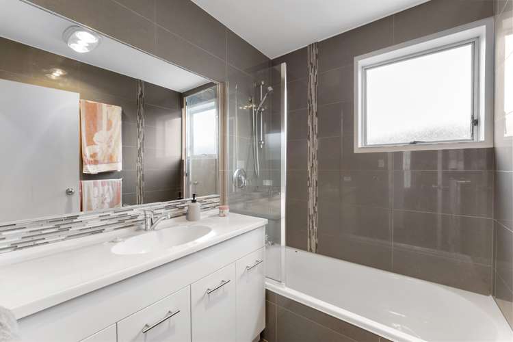 2/14 Kinross Street Hei Hei_8