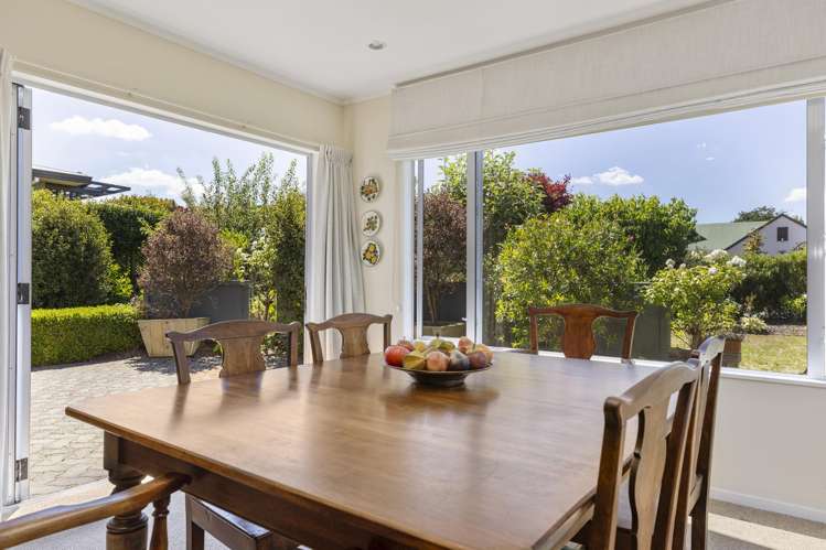 14 Robinson Terrace Rangatira Park_6