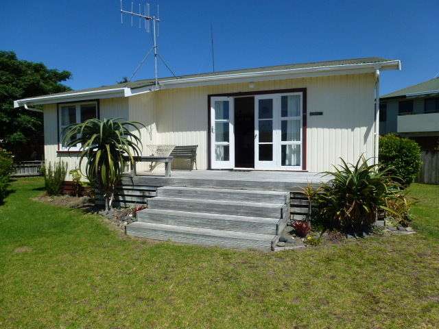 202 Lowe Street Whangamata_1