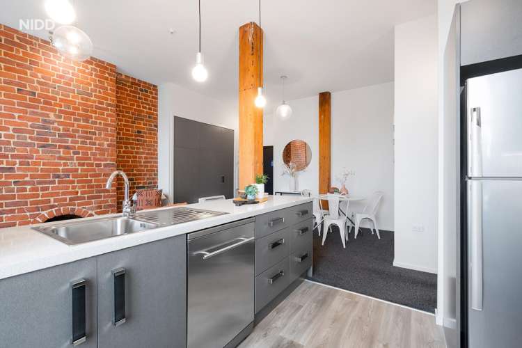 7/5 Jetty Street Dunedin Central_5