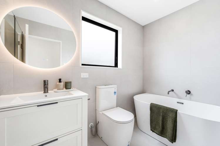 24 Toetoe Street Westgate_13