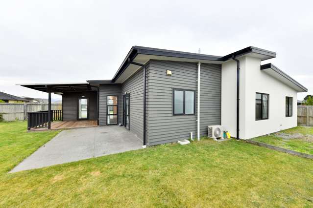 14 Hosta Lane Wigram_2