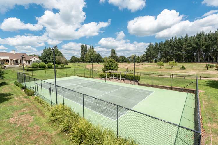 365 Holmwood Drive Ngahinapouri_22