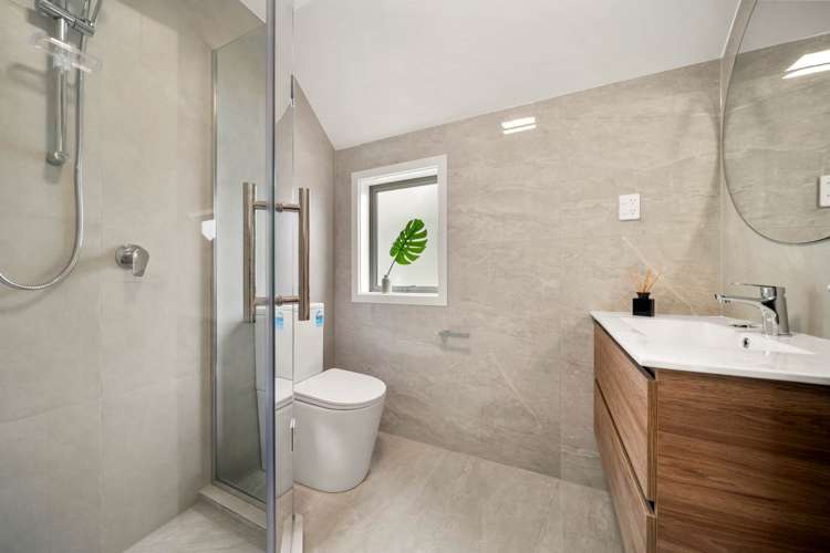 10A, B & C Clensmore Place Torbay_18