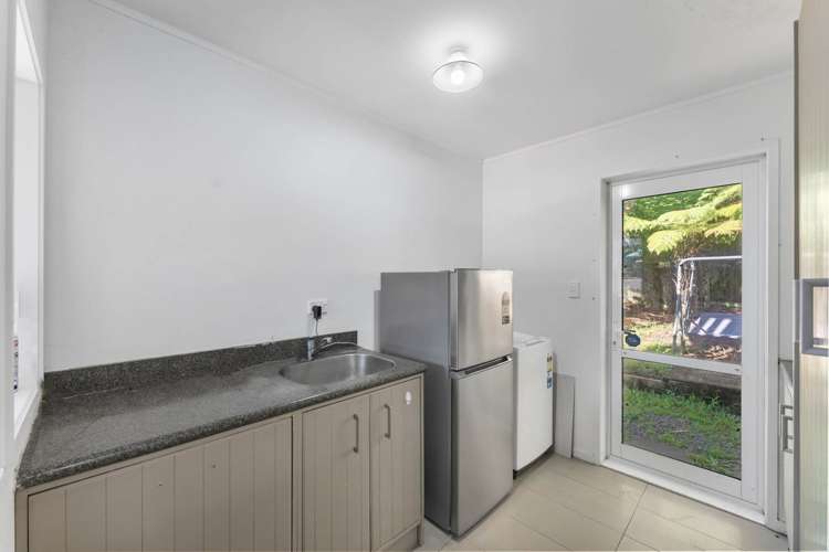 12 Milan Drive Glen Eden_9