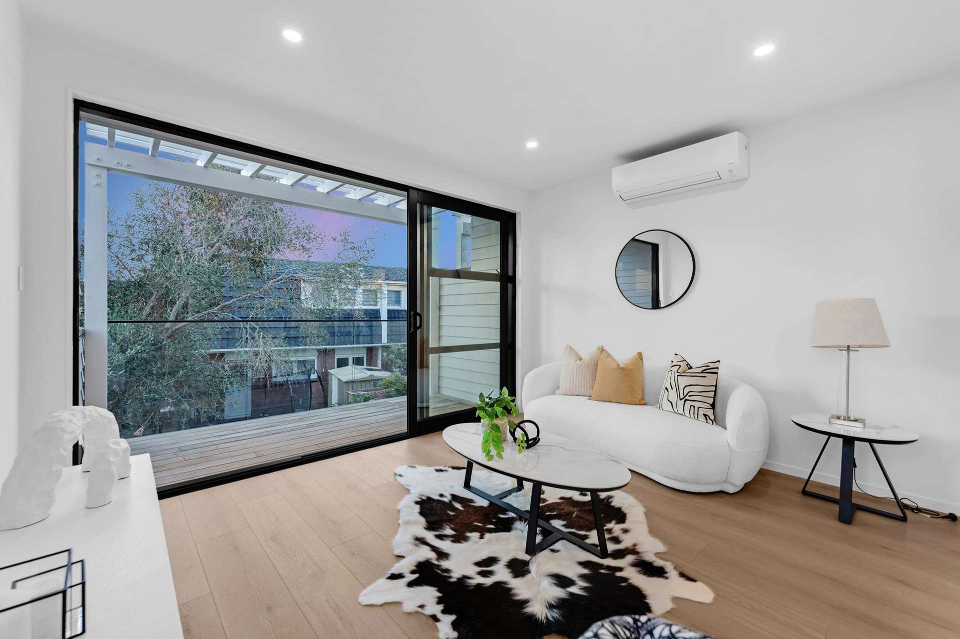 2-8/1 Waiohua Road Greenlane_0