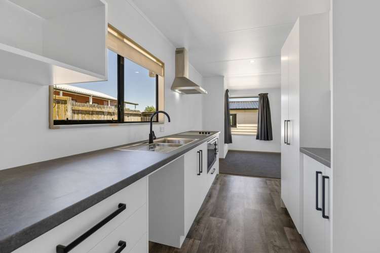 87 Arthur Crescent Hilltop_2