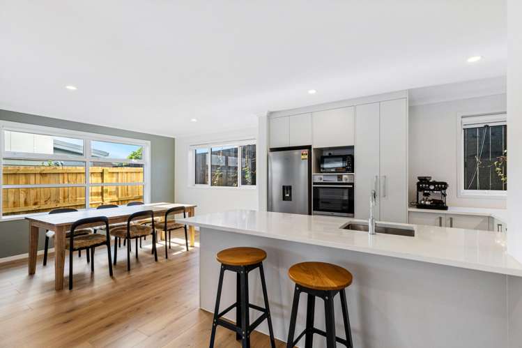 10B Kotuku Street Te Atatu Peninsula_11