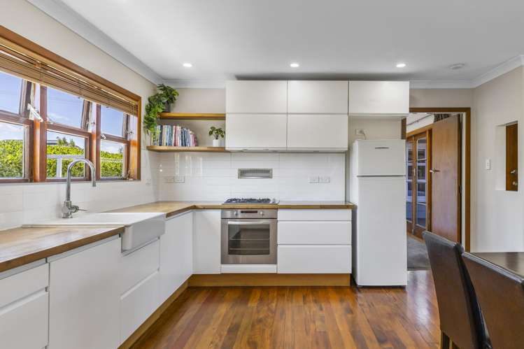 60 Taharepa Road Hilltop_2