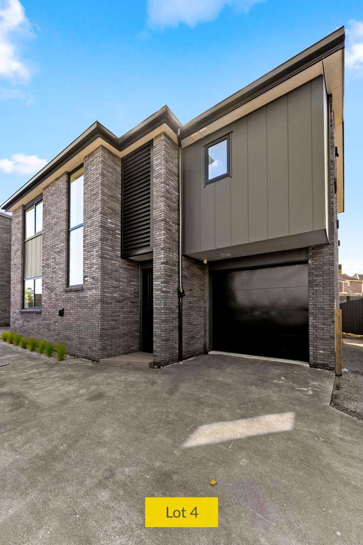 Lot 2-5/135 Leybourne Circle Glen Innes_17