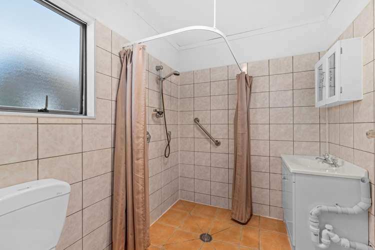 52 Clarence Cox Crescent Pirimai_17