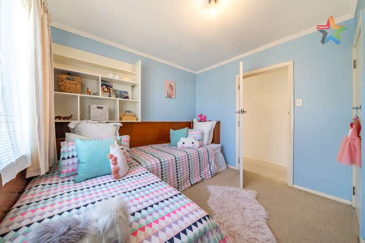 6 Foster Street Taita_11