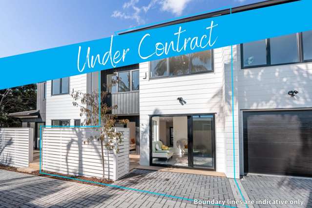 Bright & Modern 3-Beds Townhouse - Brand New!