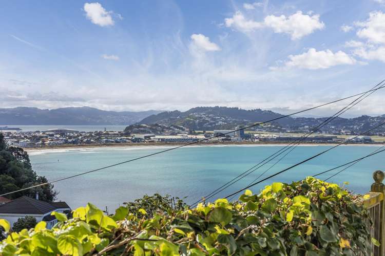 11 Hungerford Road Lyall Bay_15