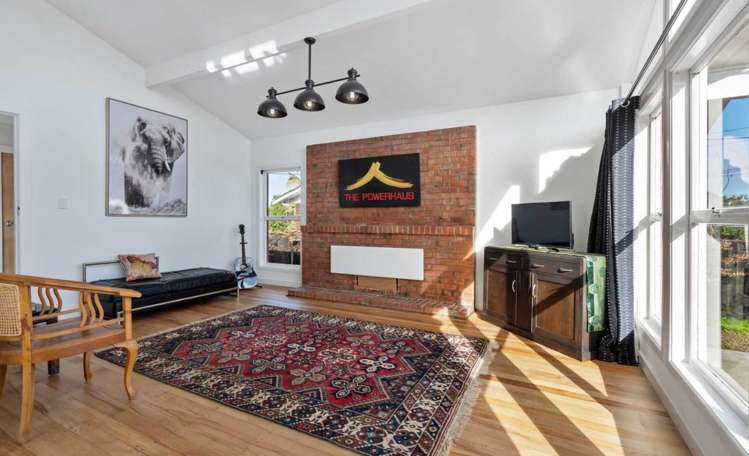 109 Hutchinsons Road Bucklands Beach_12