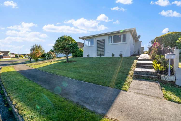 39 Conway Crescent Glengarry_24