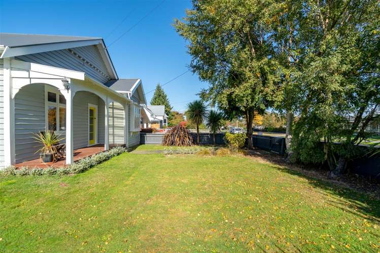 57 Elderlee Street Milton_17