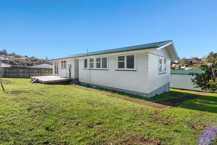 65b Endeavour Street Marfell_12