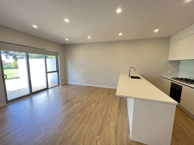 24 Paku Lane Mount Wellington_1