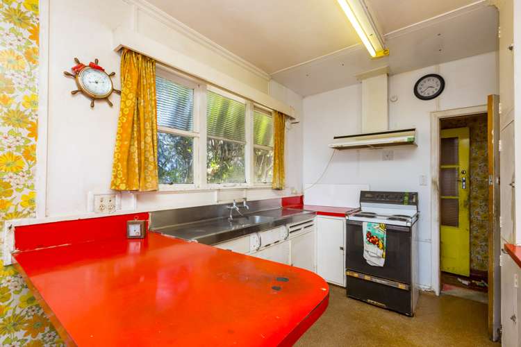 17 Beacon Hill Road Strathmore Park_10