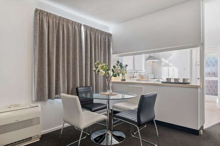 1/6 Randolph Street Woolston_7