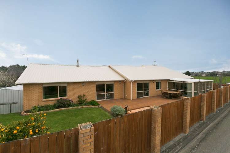 80 Churcher Street Feilding_34