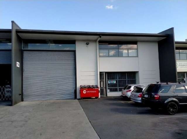 411.9sqm Industrial Unit - Prime Location