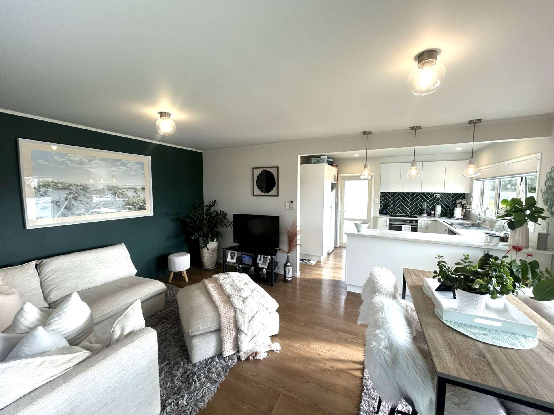 2/2 Maxwelton Drive Mairangi Bay_0