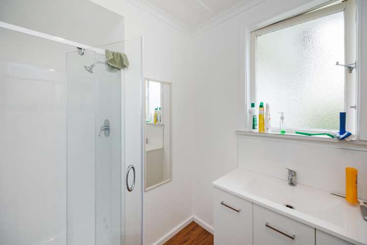 16 Hendersons Line Marton_14