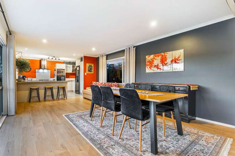 2 Mermaid Mews Red Beach_13