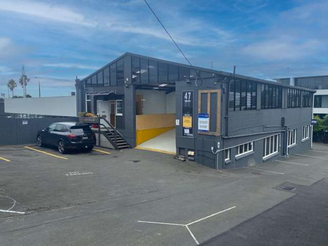 Prime Warehouse, Workshop, or studio on Barrys Point