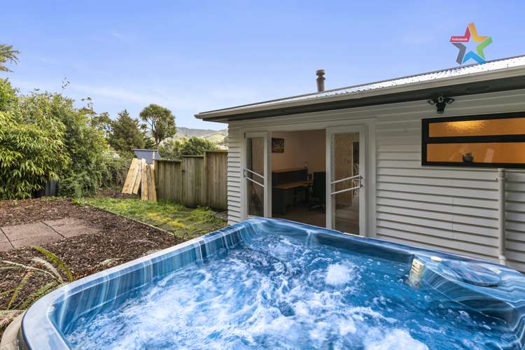 14 Bull Avenue Wainuiomata_17