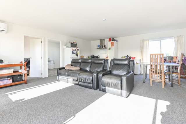 10 Kiwi Lane Camberley_4