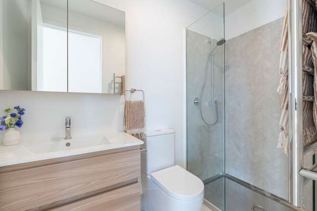 202/2B Te Ara Taurapa Point Chevalier_4