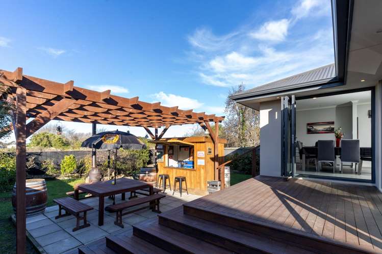 14 Farnborough Street Aranui_23