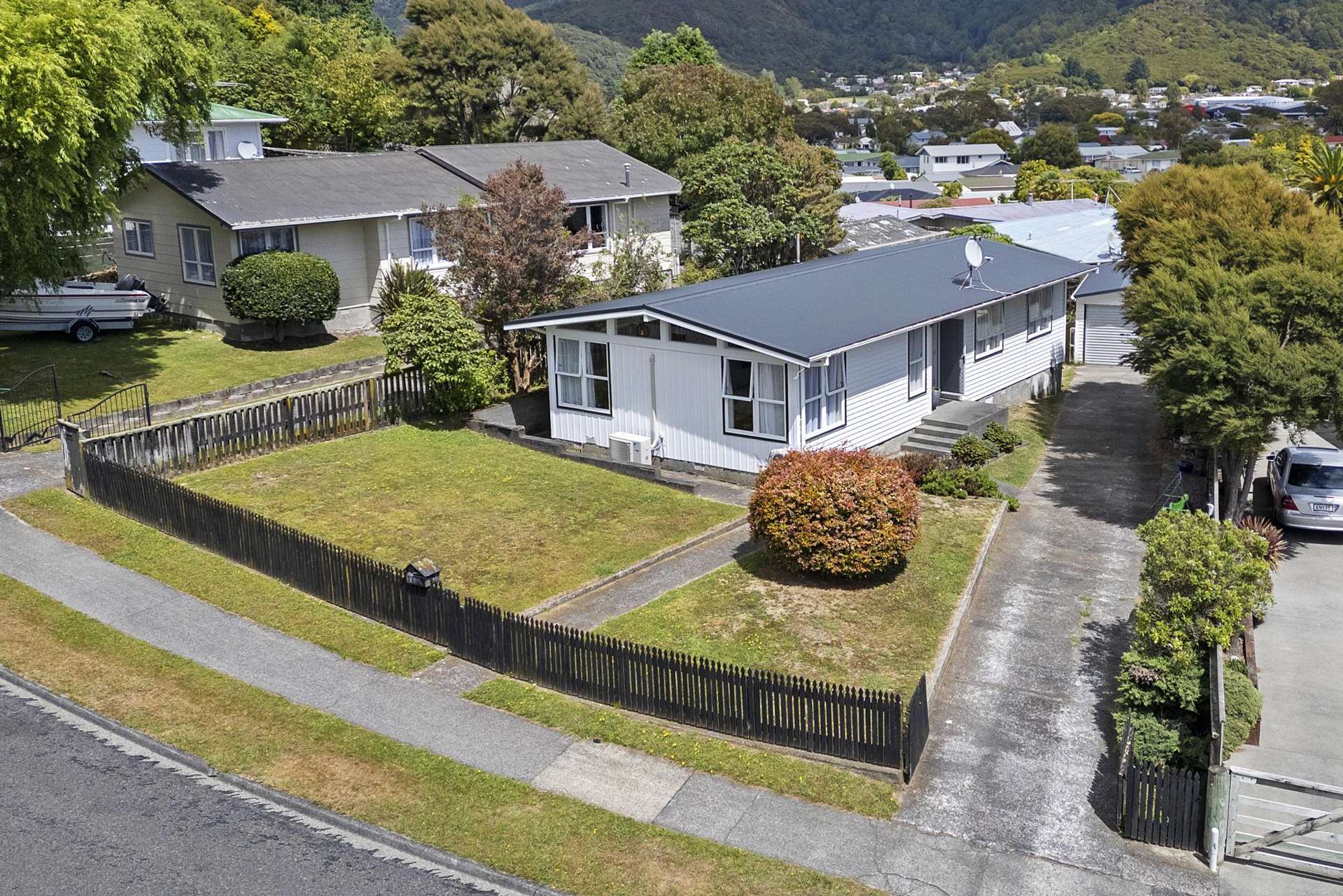 14 Matariki Grove Wainuiomata_0