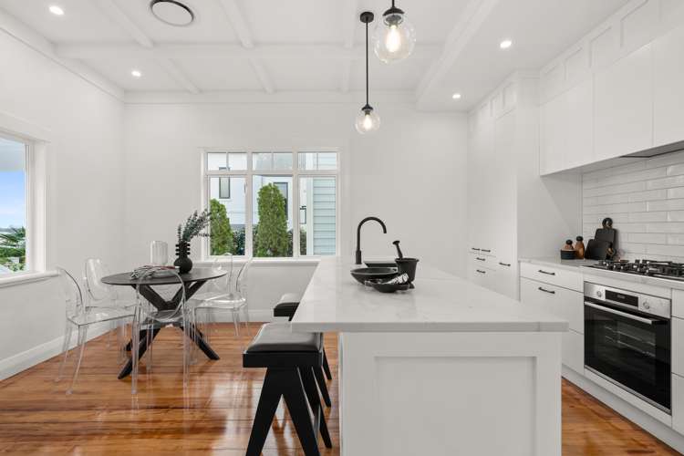 54 Eaton Crescent Matua_7