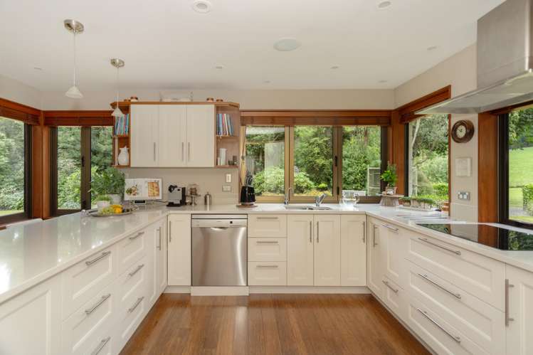 53 Horse Gully Road Papakaio_11