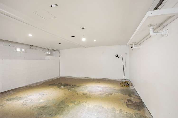 2/47 Kirby Street Glendene_18