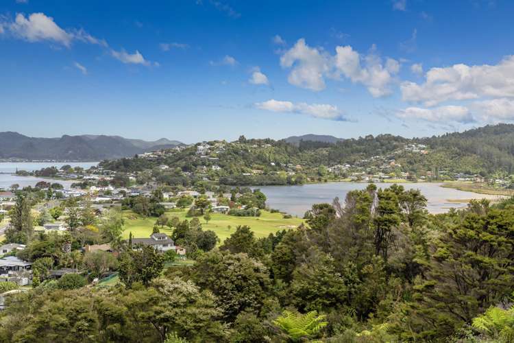 8 Mason Rise Tairua_10