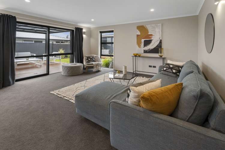 9 Sabine Drive Richmond_5