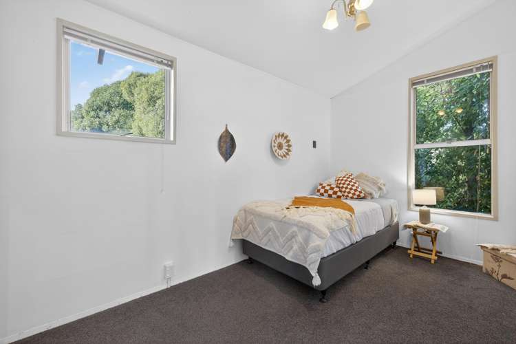 9 James Drive Diamond Harbour_18