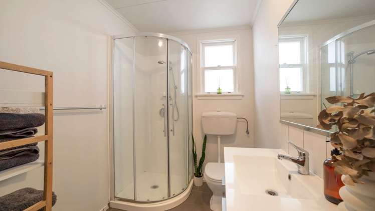 54 Harris Street Kaiti_16