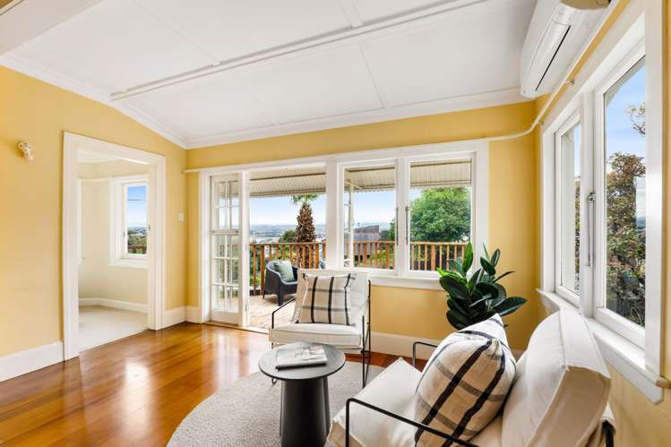 2 Roslyn Road Bluff Hill_8