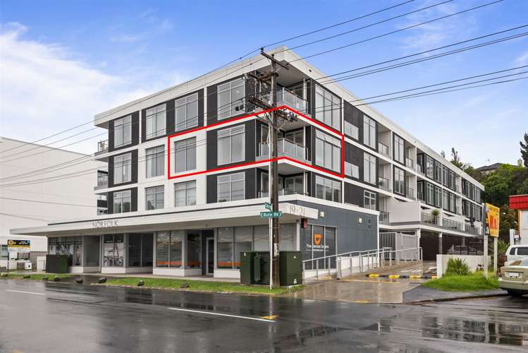 201/19 Bute Road Browns Bay_18