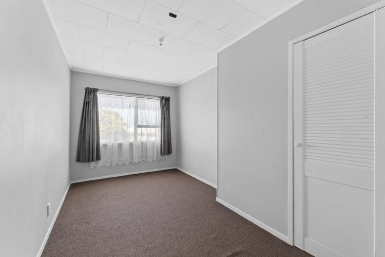 10 Anglers Way Wattle Downs_7